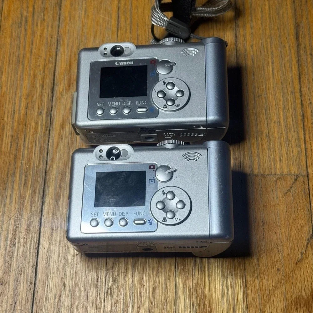 Lot of 2 Canon PowerShot A60 2.0MP Digital Cameras Silver -READ - Picture 3 of 11